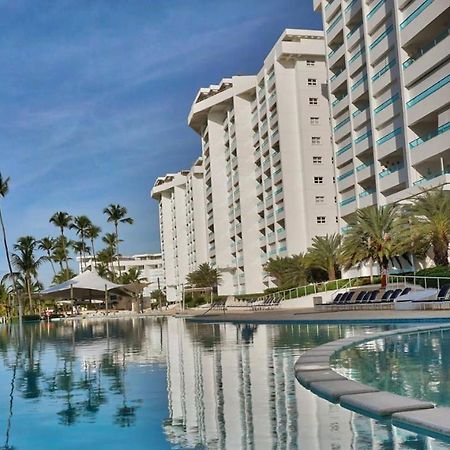Marbella Towers Beachfront 2 Bedrooms Хуан Долио Екстериор снимка