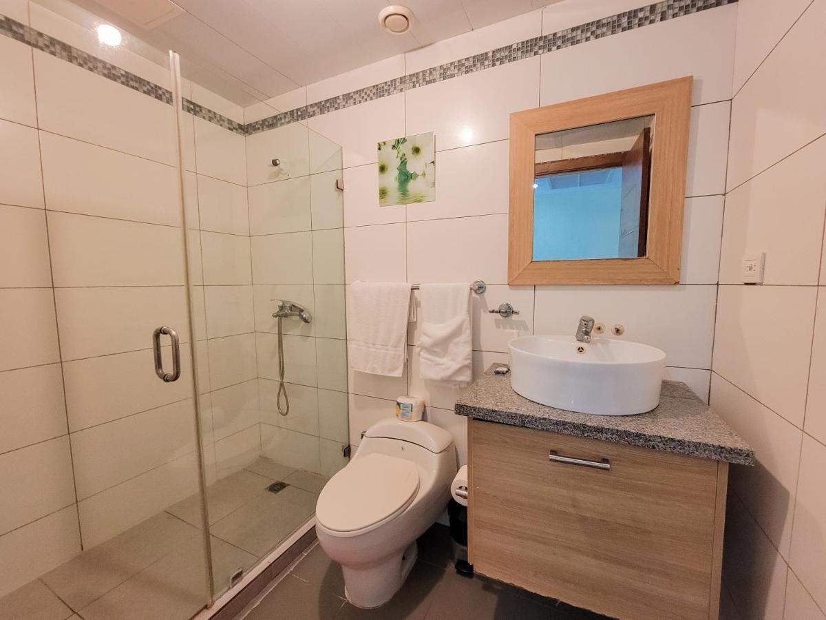 Marbella Towers Beachfront 2 Bedrooms Хуан Долио Екстериор снимка